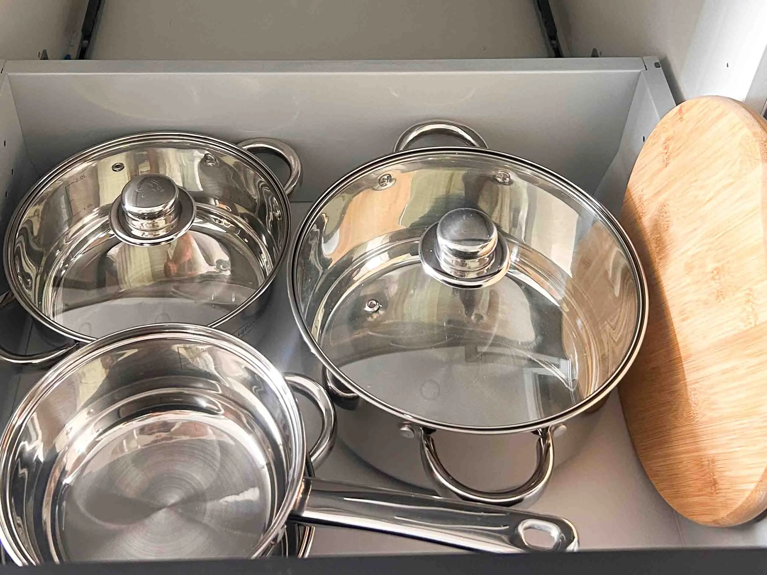 Cookware and kitchen utensils at Casa Gigi