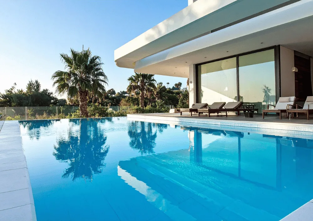 Discover the best areas in Fuerteventura to invest in vacation rentals and maximize your income.